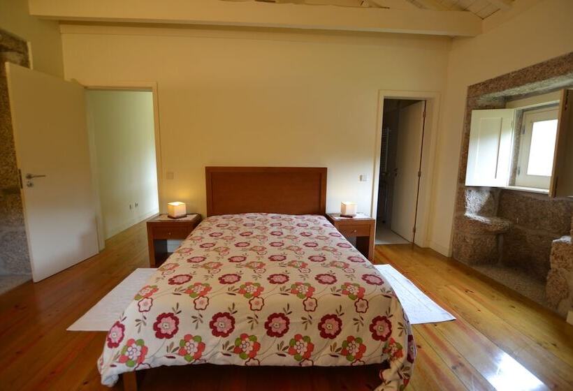 호텔 Aldeia Turística De Louredo