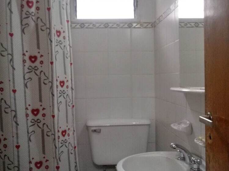 בית מלון כפרי Alonso