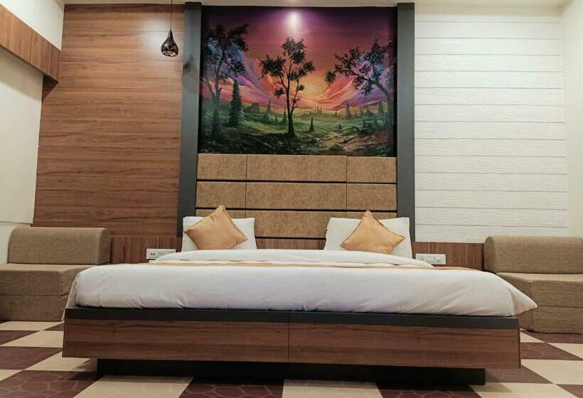 בית מלון כפרי Anil Farmhouse  Gir Jungle Resort