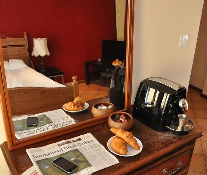 فندق Aux Chambres Du Banneret