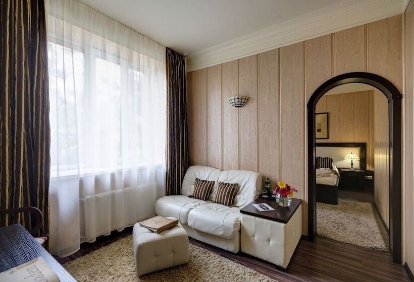 ホテル Baden Baden