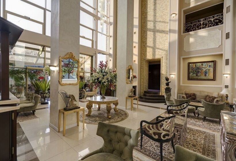 ホテル Baden Baden