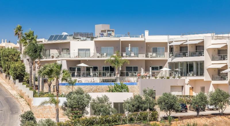 בית מלון כפרי Caneiros Luxury House & Suites