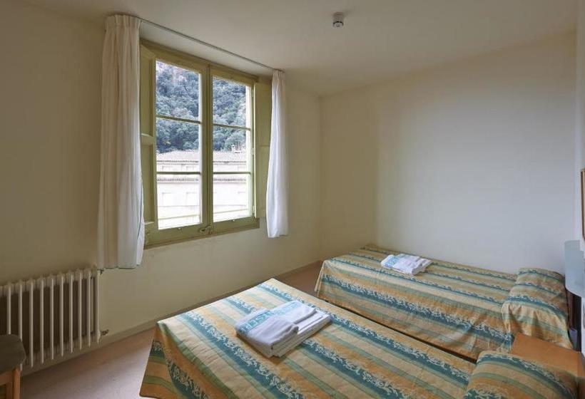 Apartamentos Montserrat Abat Marcet