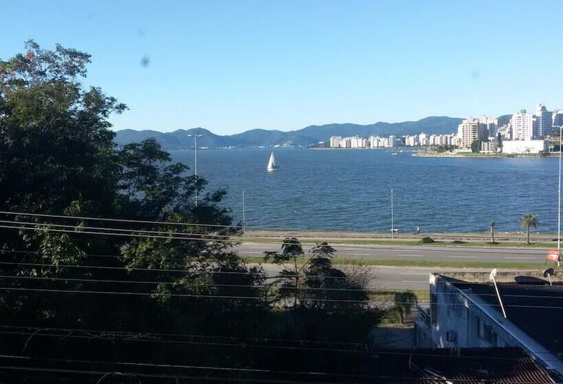 בית מלון כפרי De Carvalho