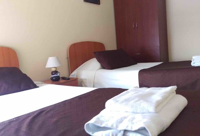 Отель Hostal Sol De Atacama