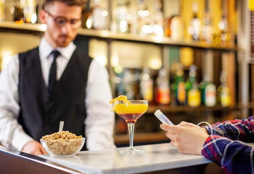 Отель Ibis Styles Trani