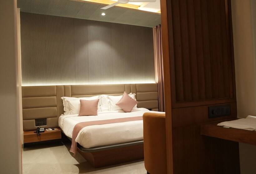 فندق Jivanta Shirdi