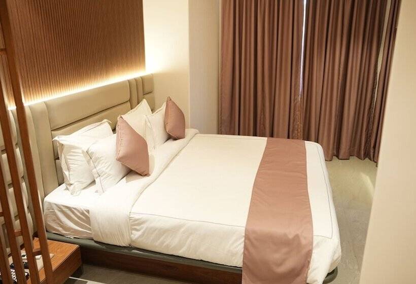 فندق Jivanta Shirdi