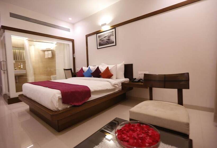 فندق Jivanta Shirdi