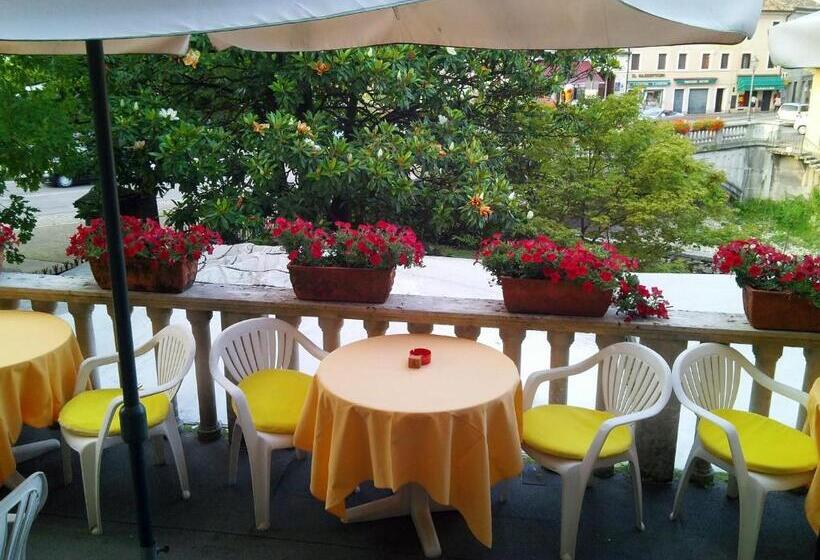 בית מלון כפרי Leon D'oro