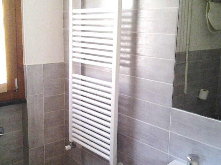 בית מלון כפרי Oroverde