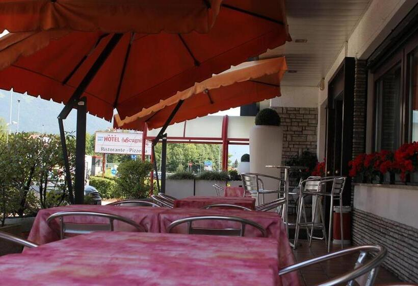 ホテル O'scugnizzo 2