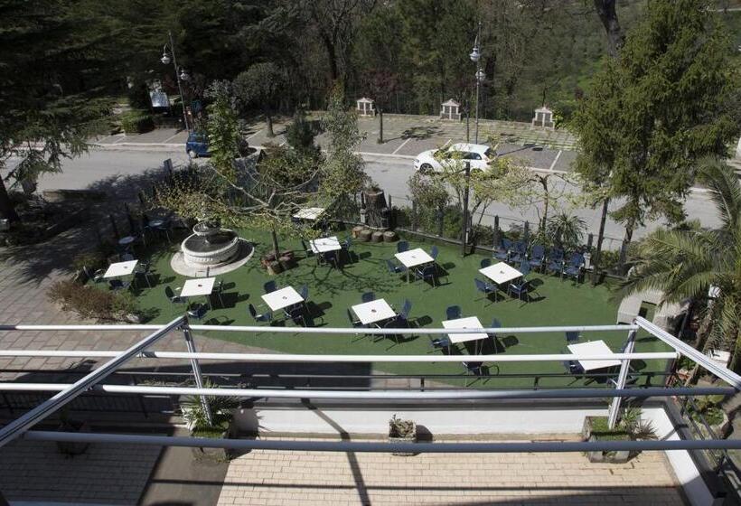 فندق Ristorante Albergo Gerardo Di Masi