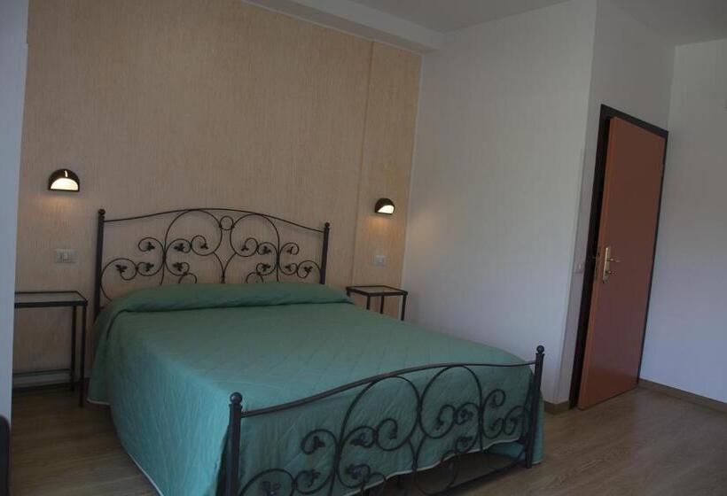 فندق Ristorante Albergo Gerardo Di Masi