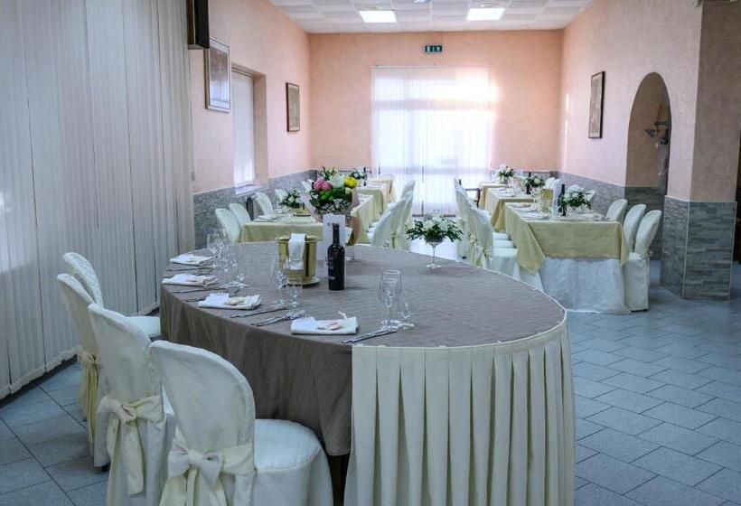 فندق Ristorante Albergo Gerardo Di Masi