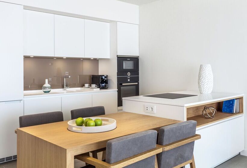 ホテル Royal Hideaway Corales Suites