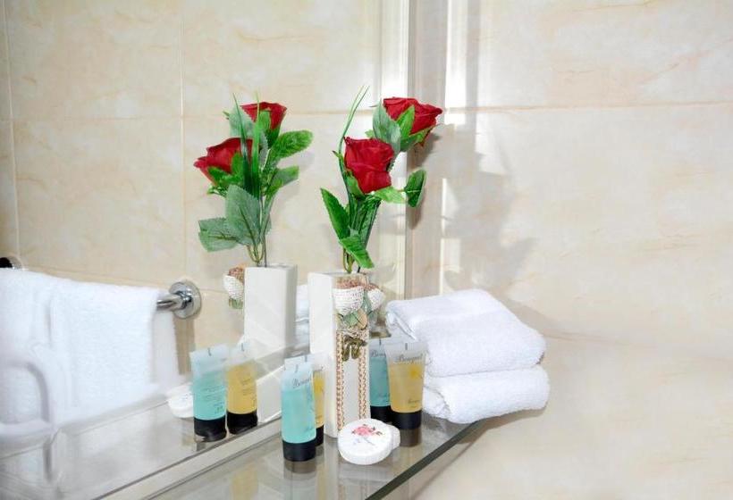 هتل Safari House Suite