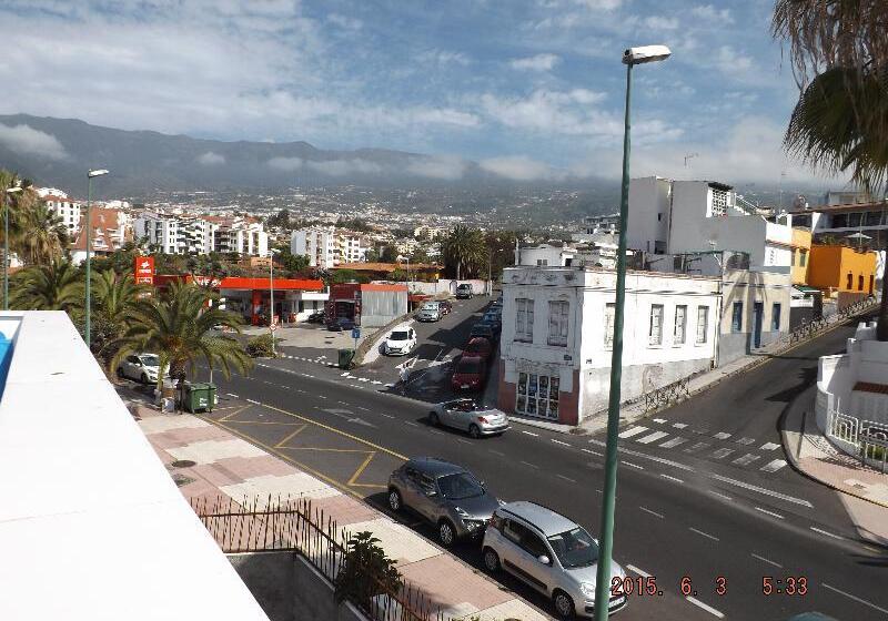 ホテル The Blue Corner Apartments