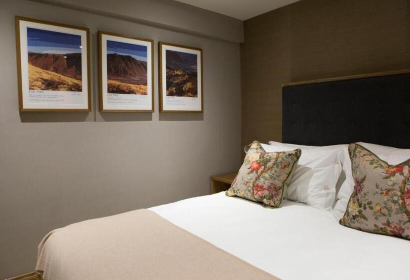 בית מלון כפרי The Queen S Head