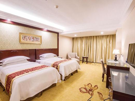 فندق Vienna  Haining Yancang