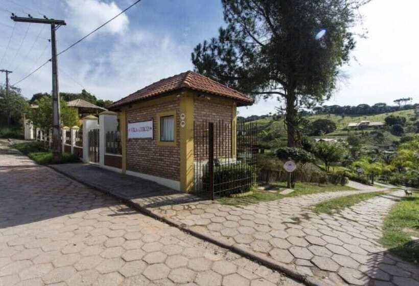 בית מלון כפרי Vila Chico