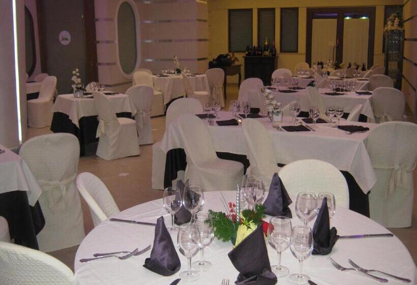 ホテル Villa D'evoli