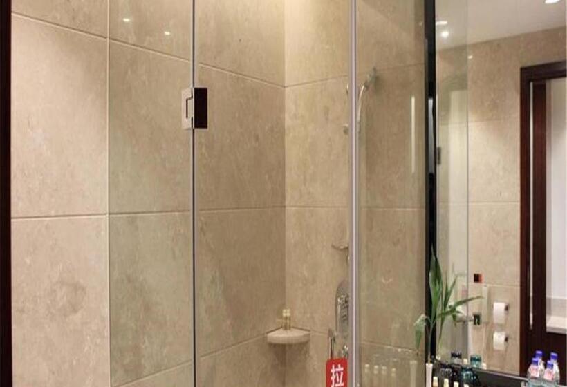 فندق Wyndham Garden Wuyishan