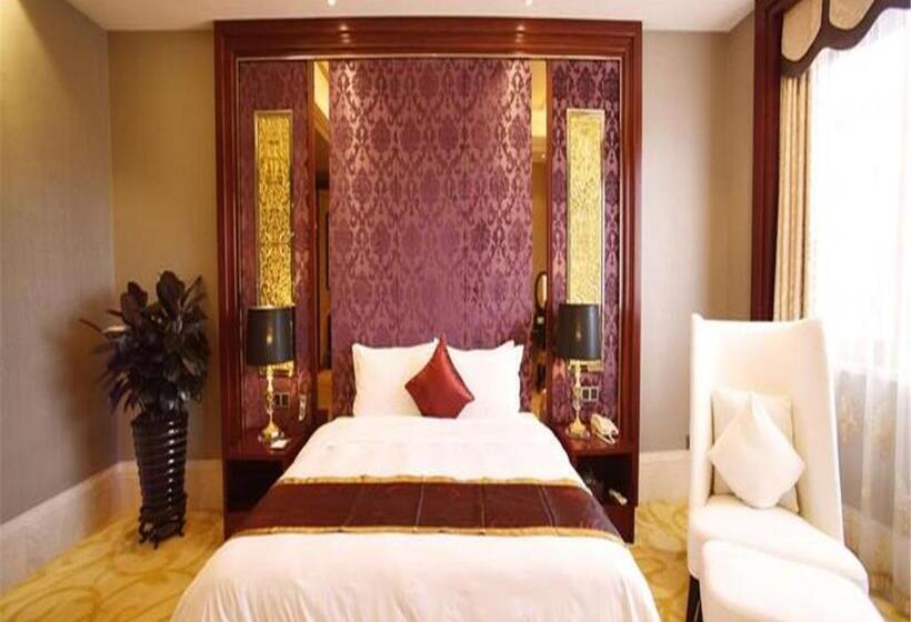 فندق Wyndham Garden Wuyishan