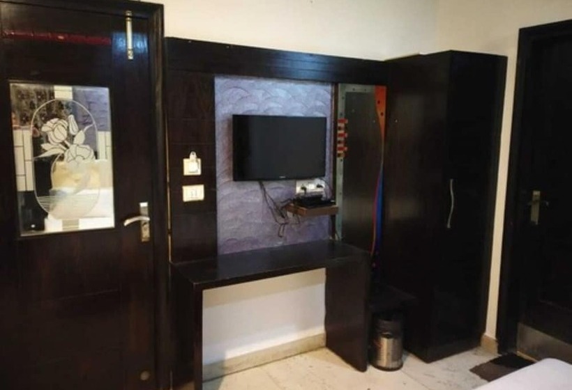 Adb Rooms Hotel You & Me