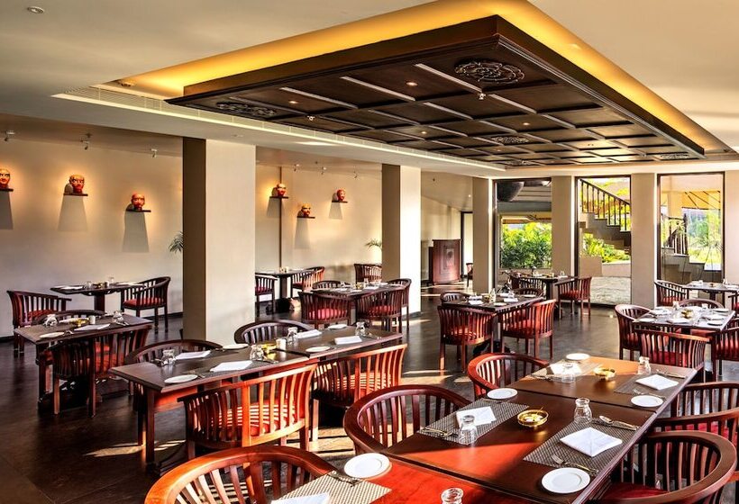 אתר נופש Niraamaya Wellness Retreats Backwaters And Beyond Kumarakom