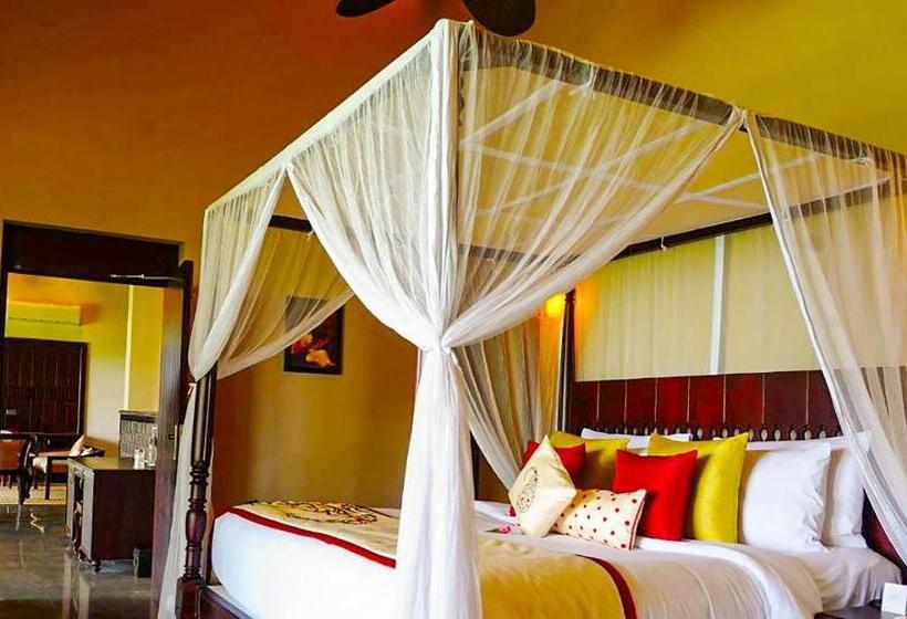 リゾートホテル Niraamaya Wellness Retreats Backwaters And Beyond Kumarakom