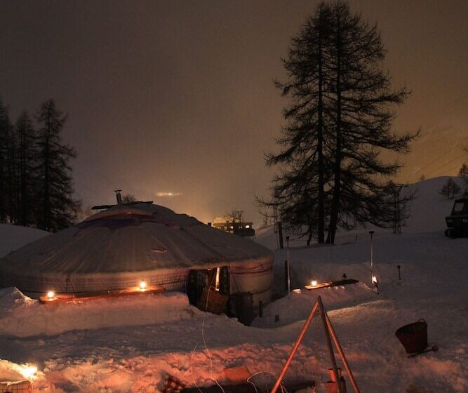 Курорт Village Vacances Station Les Rousses