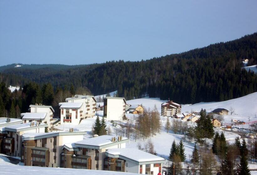 Курорт Village Vacances Station Les Rousses