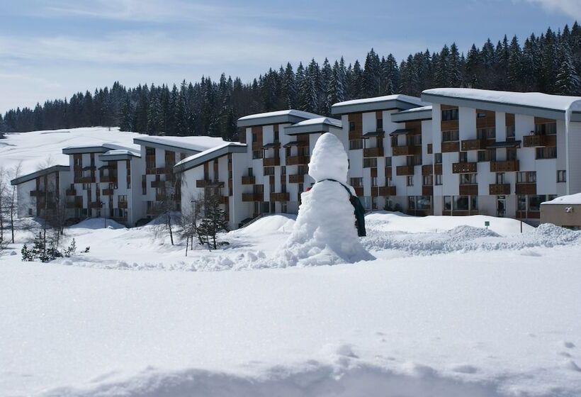 Курорт Village Vacances Station Les Rousses