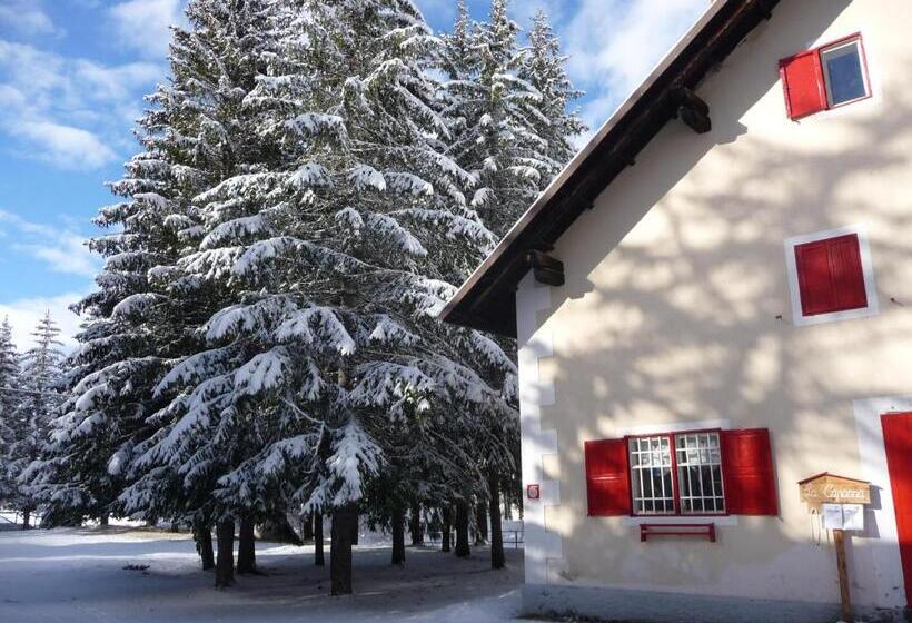 Общежитие Rifugio La Capanna