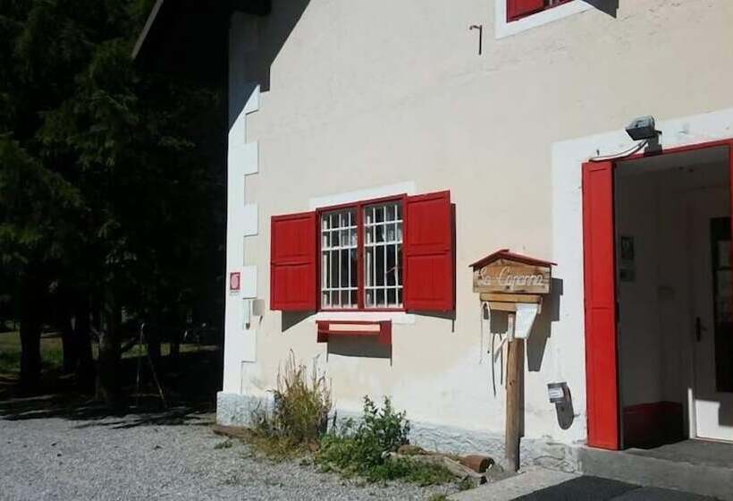 Общежитие Rifugio La Capanna