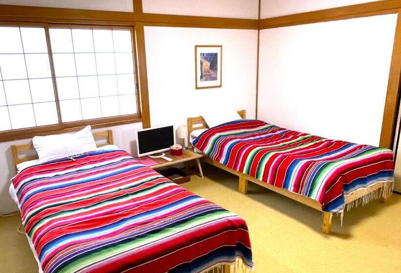 ユースホステル Takamatsuguesthouse Akane