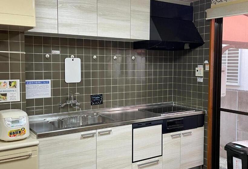 ユースホステル Takamatsuguesthouse Akane