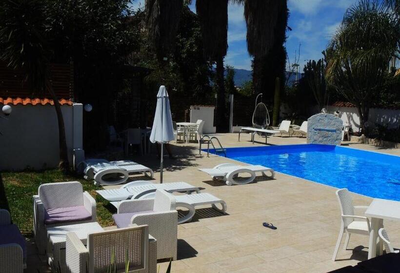 All'ombra Del Noce B&b