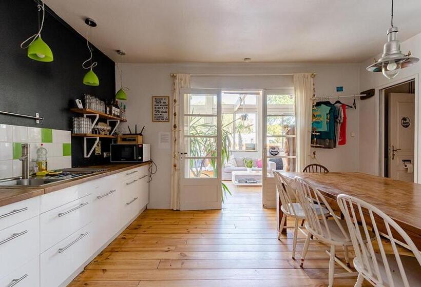 צימר Board 'n Breakfast