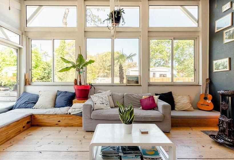 צימר Board 'n Breakfast