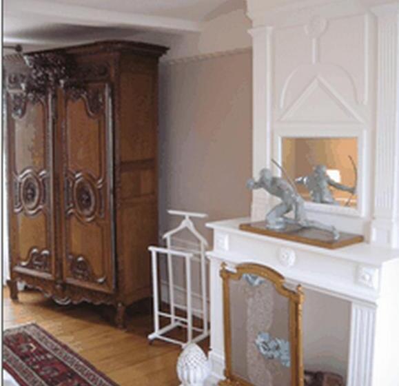 مبيت وإفطار Chambres D Hôtes Le Petit Sully