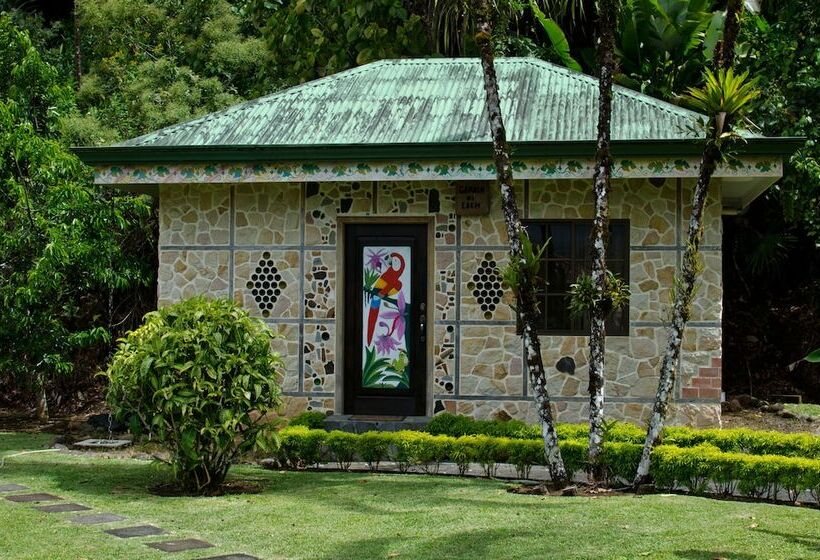 مبيت وإفطار Gingerbread Hotel And Restaurant