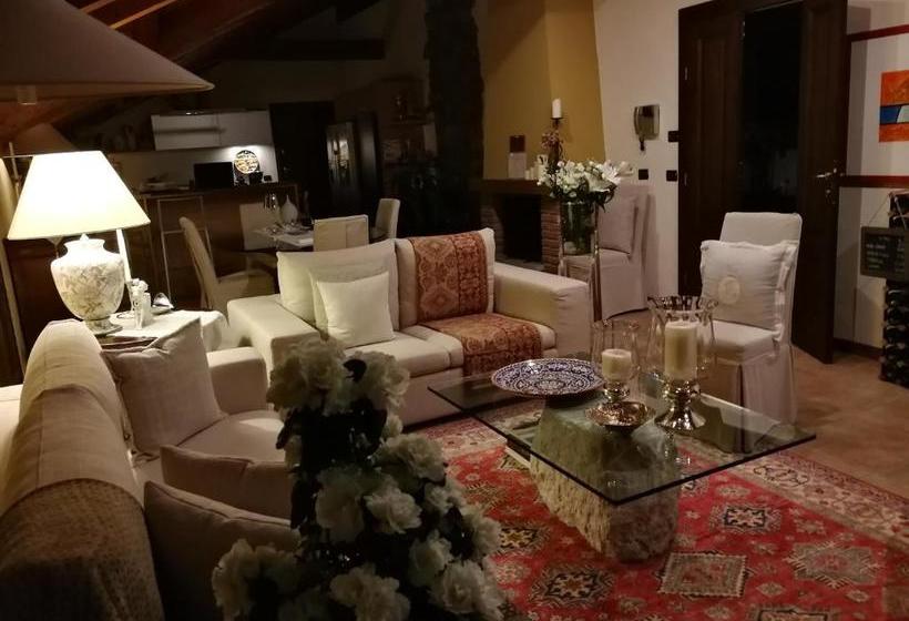 مبيت وإفطار Attico Di Maru