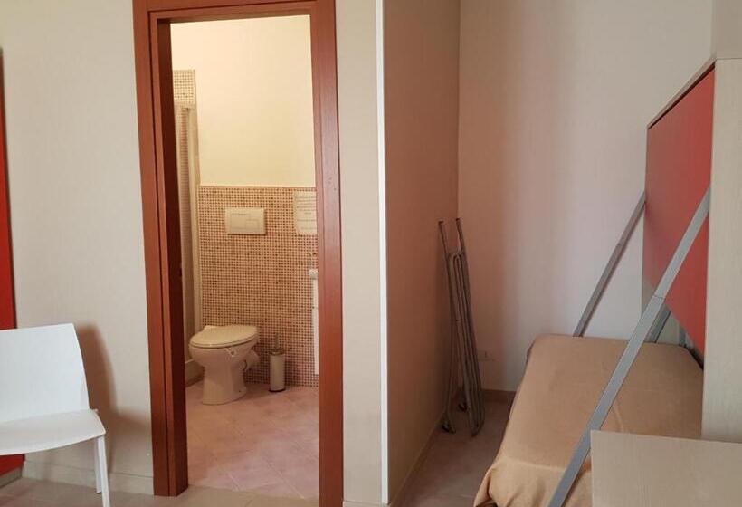 تختخواب و صبحانه L Isola Del Sale