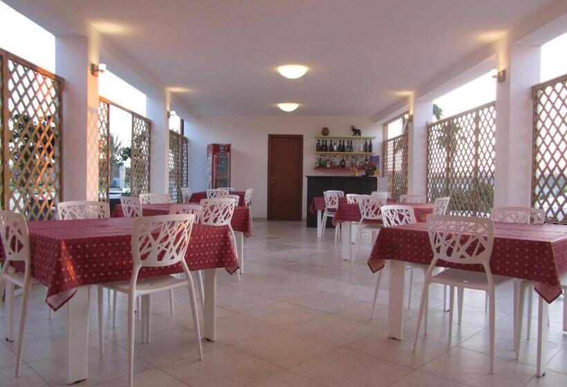 تختخواب و صبحانه L Isola Del Sale