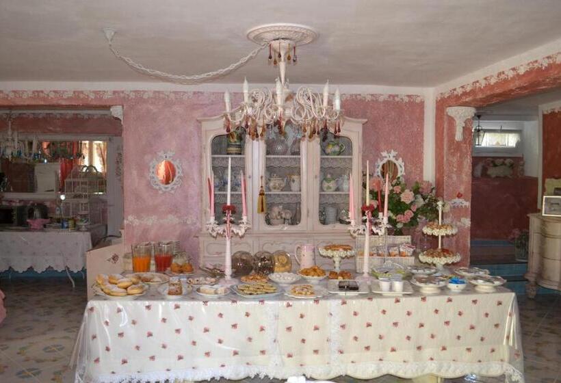تختخواب و صبحانه La Maison Delle Favole