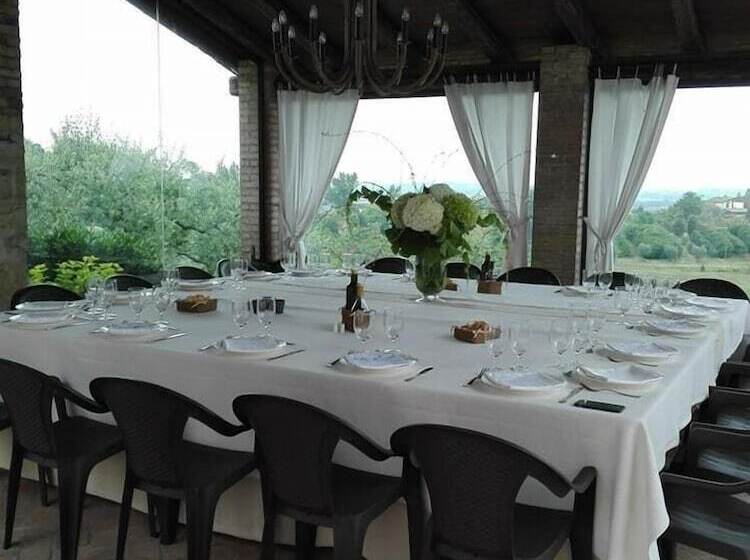 ベッドアンドブレックファースト Agriturismo La Vigna Di Sarah