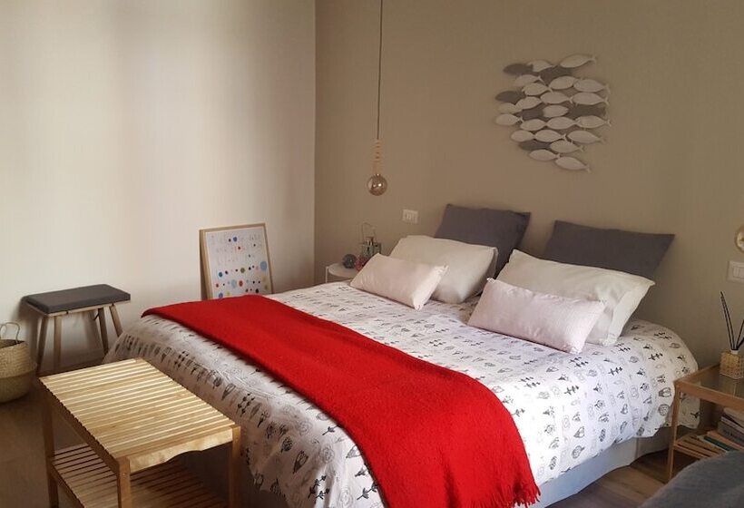 민박 La Volpe E L Uva